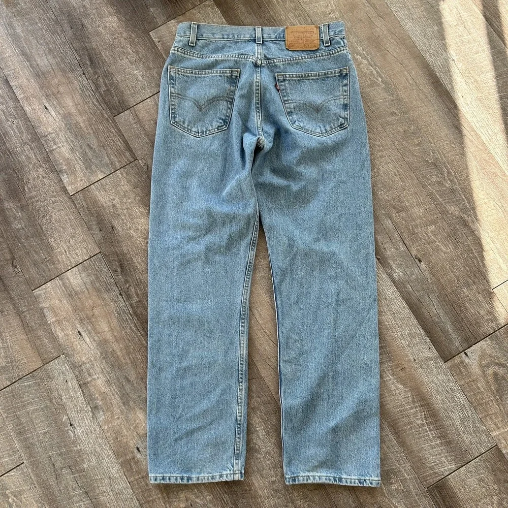Vintage 90s Levi's 505 Jeans Mens 32x30 Blue Straight Leg USA Made Medium Wash